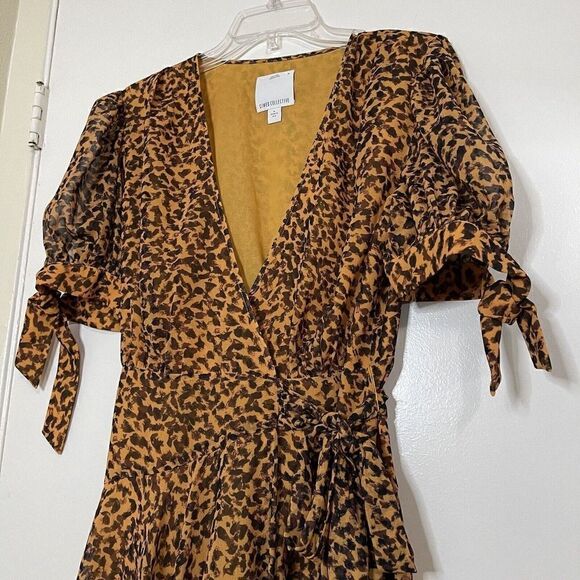 C/MEO COLLECTIVE yellow gold leopard print vneck side tie mini dress medium - Picture 2 of 6